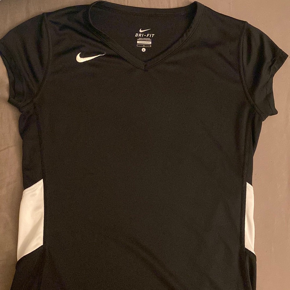 Nike Dri-Fit T-Shirt